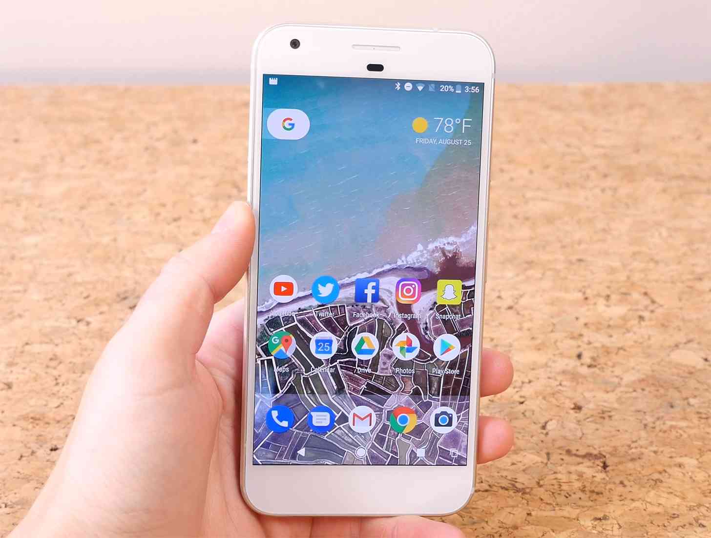 Google Pixel XL hands-on review