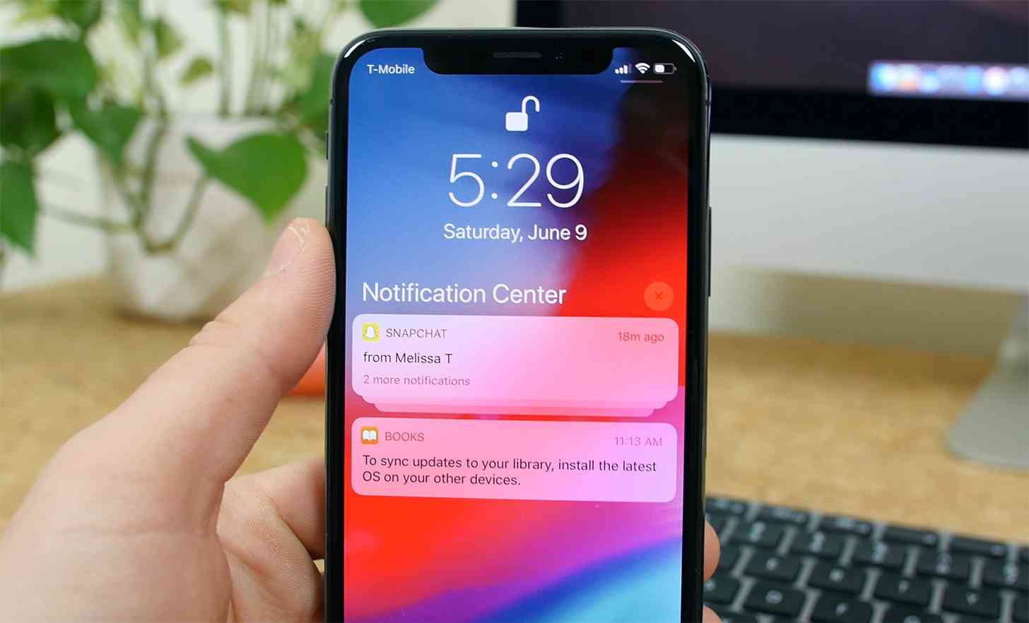 iOS 12 grouped notifications