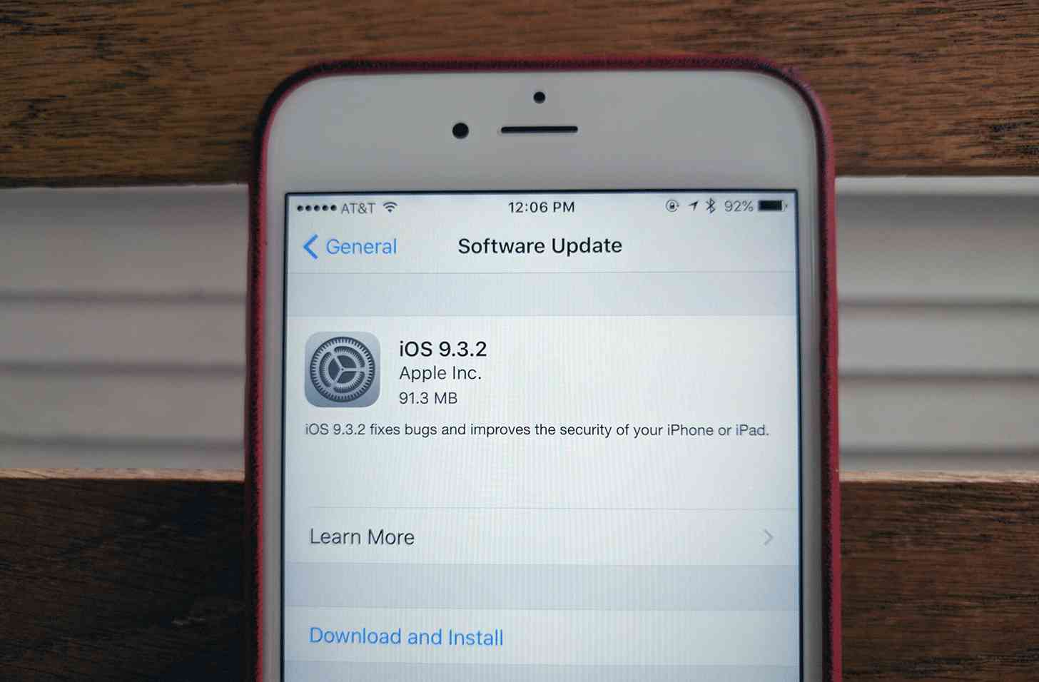 iOS 9.3.2 update official