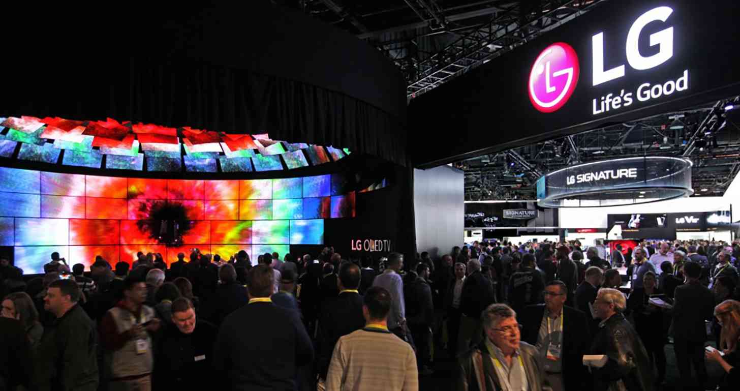LG CES booth