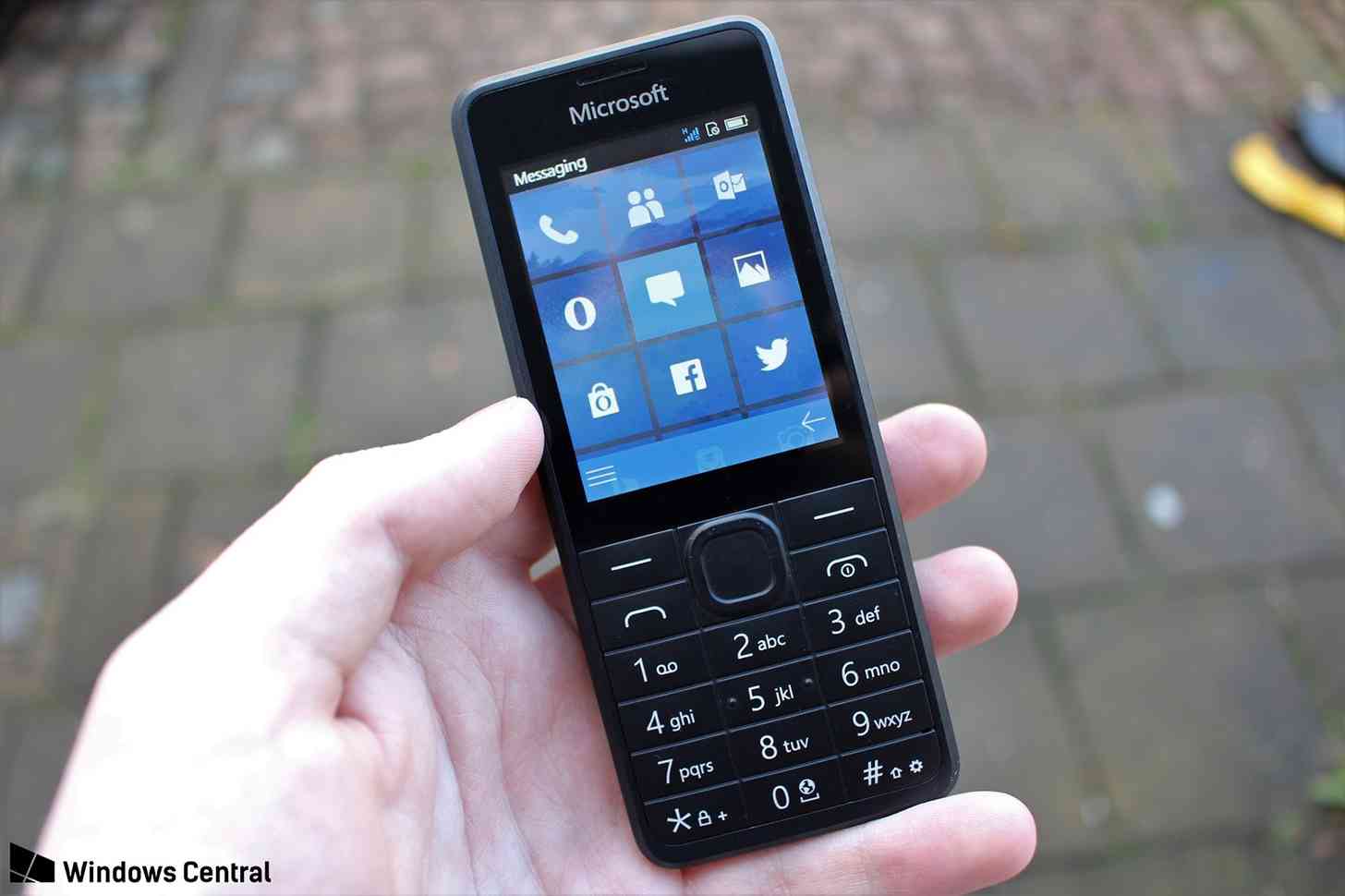 Microsoft RM-1182 feature phone prototype