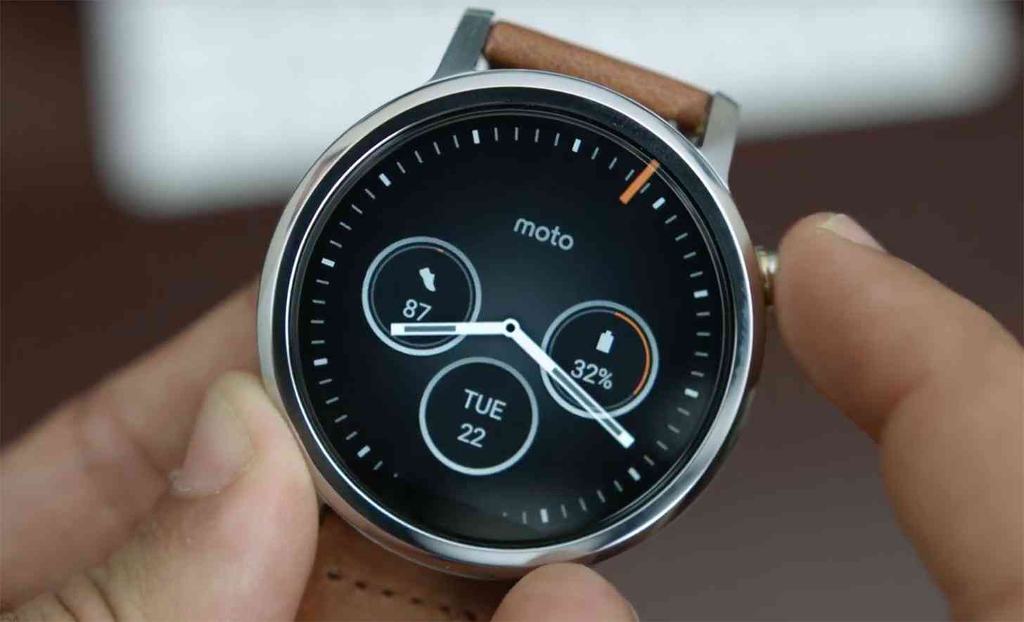 Moto 360 2nd Gen hands-on