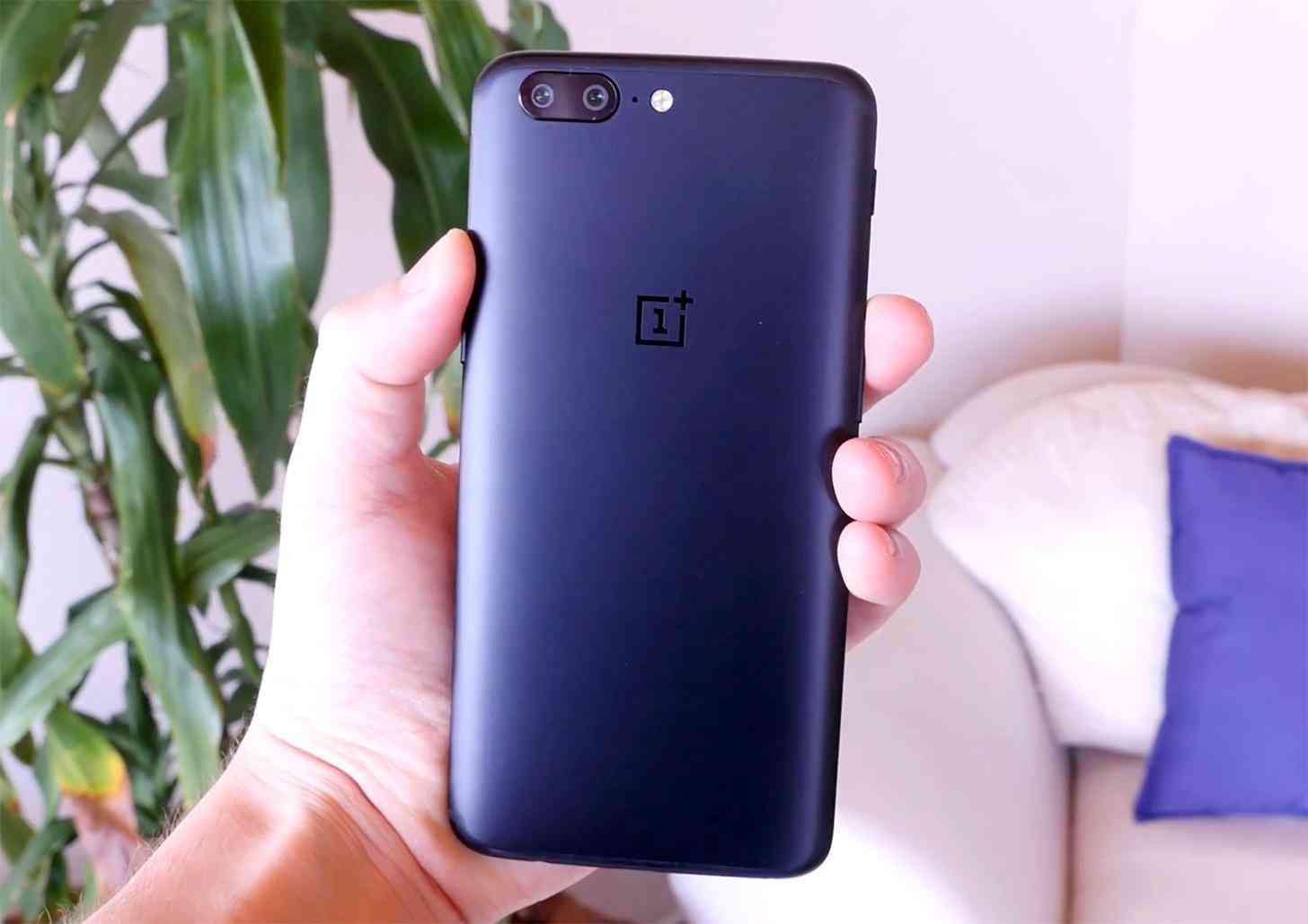 OnePlus 5 hands-on photo