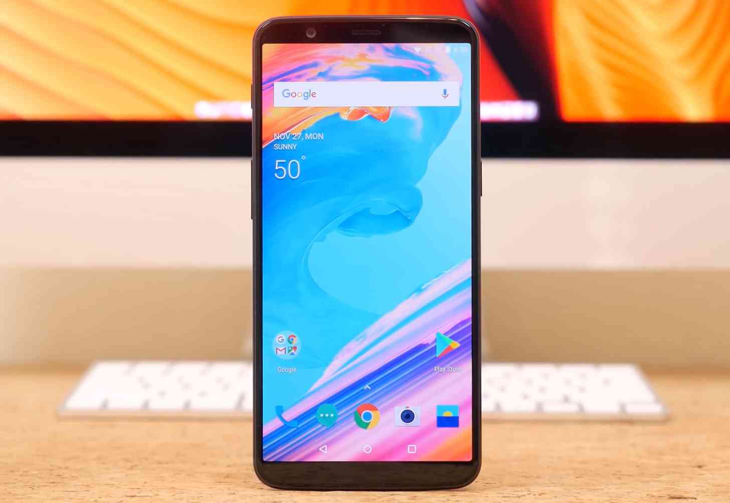OnePlus 5T hands-on video