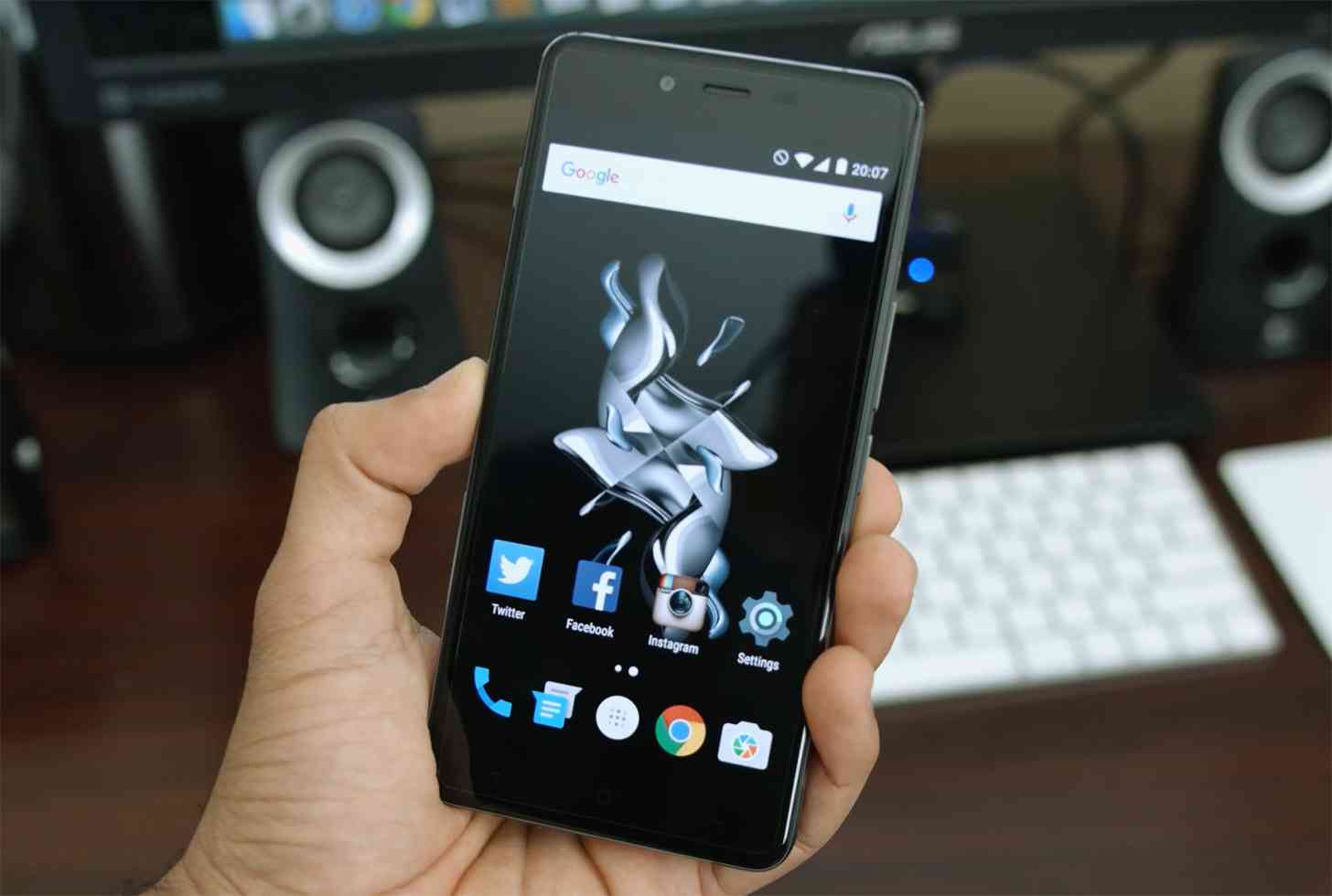 OnePlus X hands-on video review