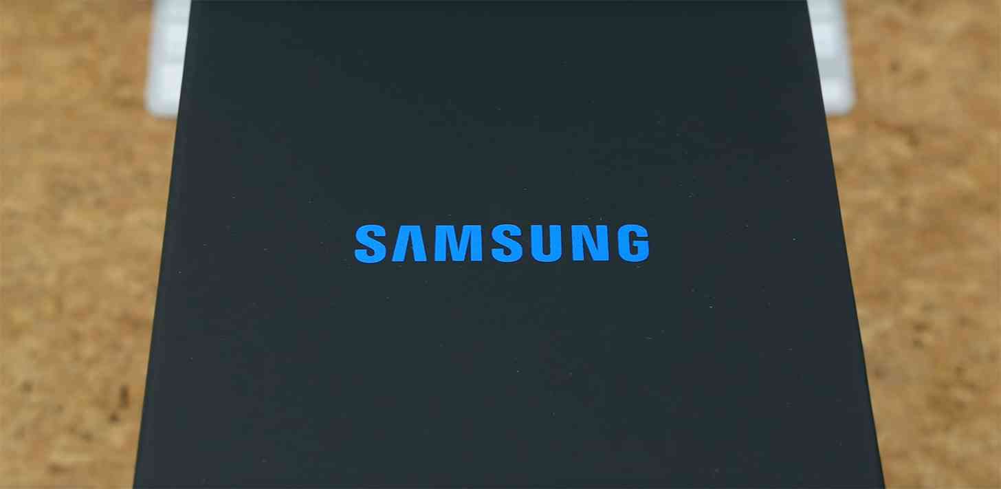 Samsung logo box