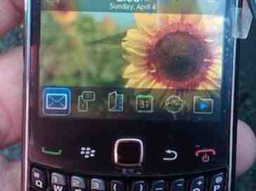 BlackBerry Curve 9300 leaked, set to replace 8500 series