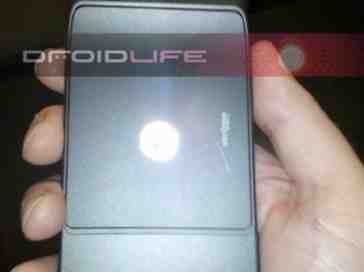 Motorola Droid Xtreme gets an extreme close-up