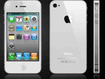 Rumor: White iPhone 4 delayed due to light leakage problems