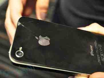 iPhone 4 design flaw could lead to a wave of cracked devices