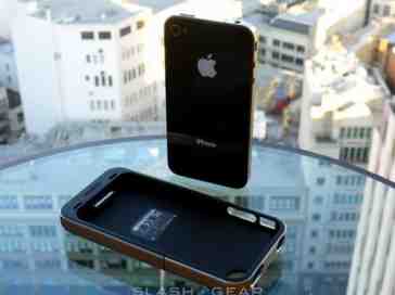 iPhone 4 slider cases suspended from Apple stores over Glassgate concerns