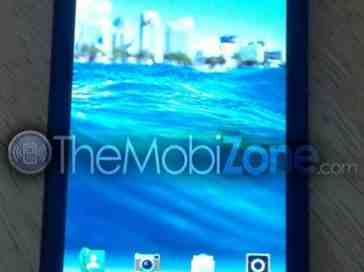 Motorola DROID X2 spotted in the wild, spec sheet along for the ride