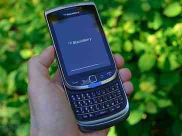 BlackBerry Torch 2 given the once-over on video