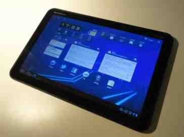 Motorola XOOM Android 3.2 update now rolling out, microSD card support included