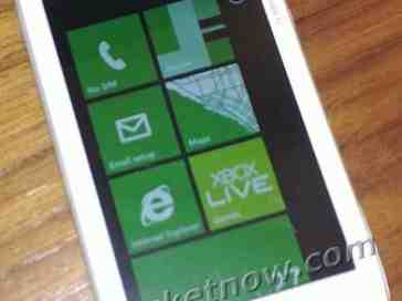 Nokia Sabre Windows Phone spotted lounging around in the wild