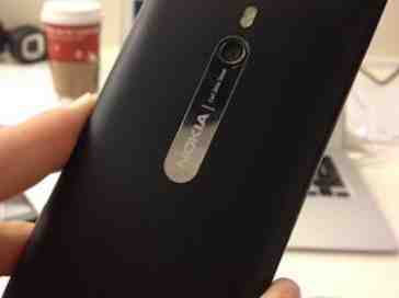 Nokia Lumia 900 for AT&T due to be revealed on Monday, report claims