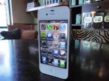 iPhone 4S making its way to several regional carriers later this month