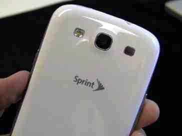 Sprint has begun shipping 32GB Samsung Galaxy S III pre-orders