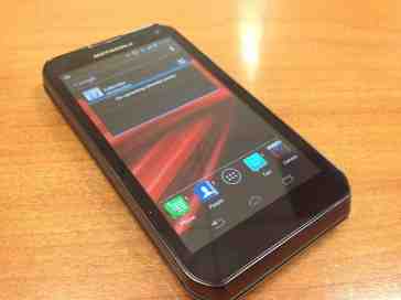 Motorola PHOTON Q 4G LTE First Impressions
