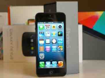 iPhone 5 sales surpass 5 million after launch weekend, over 100 million devices now on iOS 6