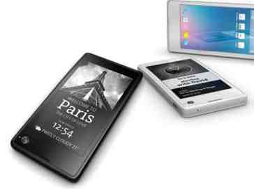 I hope to see more phones like YotaPhone come out soon