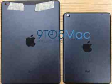 Fifth-generation iPad rear panel purportedly photographed next to iPad mini