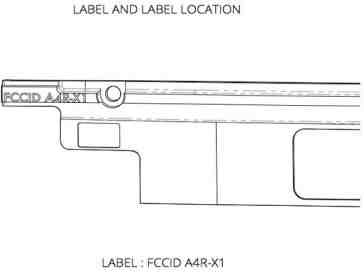 Google Glass stops by the FCC, spills a few details about itself