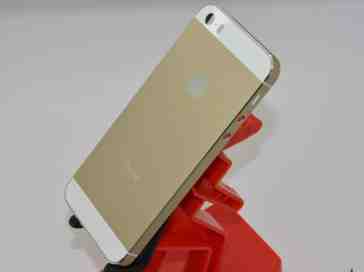 Latest iOS leaks include alleged photo of iPhone 5C units in factory, more images of gold iPhone 5S