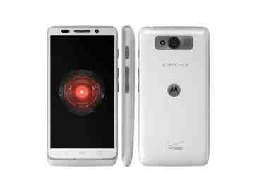 White Motorola Droid Mini, Droid Ultra now available from Verizon