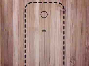 Wooden Moto X teaser image posted by Motorola