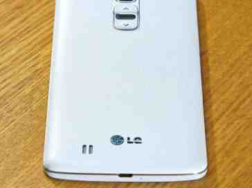 LG G Pro 2 poses for some leaked photos ahead of February debut