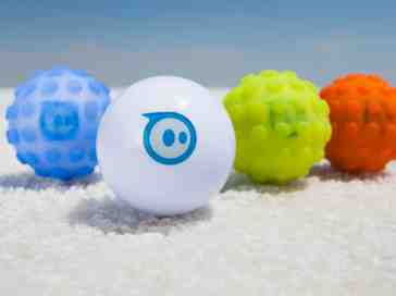 Sphero, the accessory that reminds us that smartphones can be fun too
