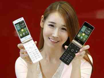LG Wine Smart is an Android 4.4 flip phone