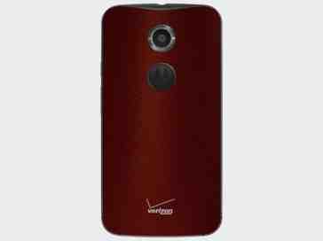 Moto X with football leather back panel now available from Verizon [UPDATED]