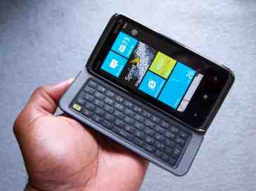 Dear Microsoft, please bring back the physical keyboard for Windows 10 phones