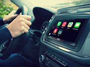 Is smartphone tech in the car a good idea?