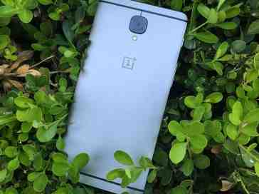 OnePlus 3 poses for more leaked photos ahead of its official debut