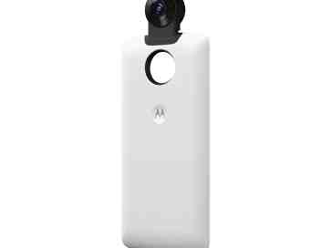 Motorola introduces 360-degree camera Moto Mod