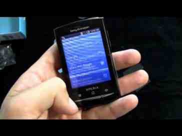 Sony Ericsson Xperia X10 mini Pro - Unboxing
