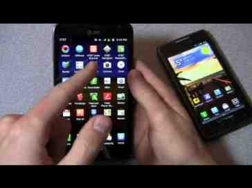 Samsung Galaxy Note vs. Motorola DROID RAZR MAXX Dogfight Part 1