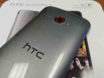 HTC Butterfly S Unboxing
