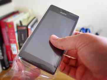 Sony Xperia M2 unboxing