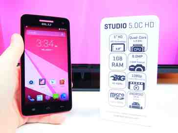 BLU Studio 5.0 C HD unboxing and first look