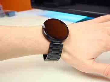 23mm Metal Band Moto 360 unboxing & first look