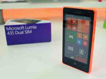 Microsoft Lumia 435 unboxing and first impressions