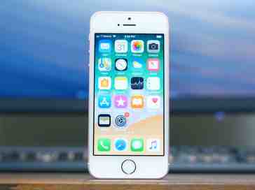 Apple iPhone SE Review: 3 Years Later