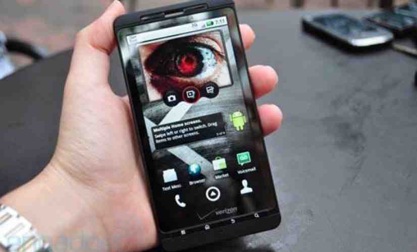 Motorola Droid X gets an early preview