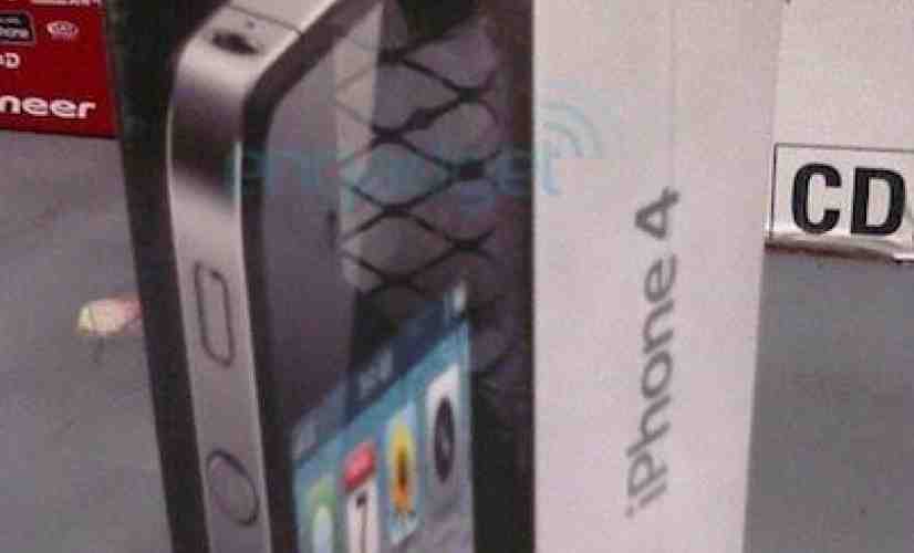 iPhone 4 lands at Walmart as pre-orders begin to ship