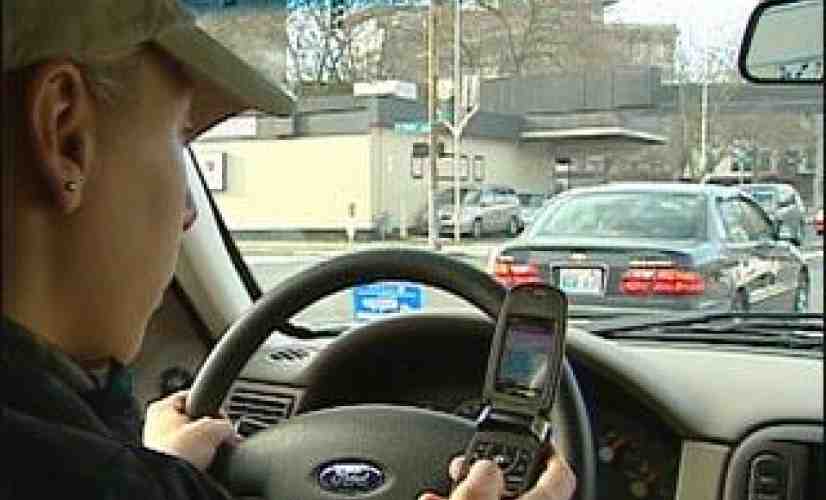 Michigan becomes 14th state to ban texting while driving