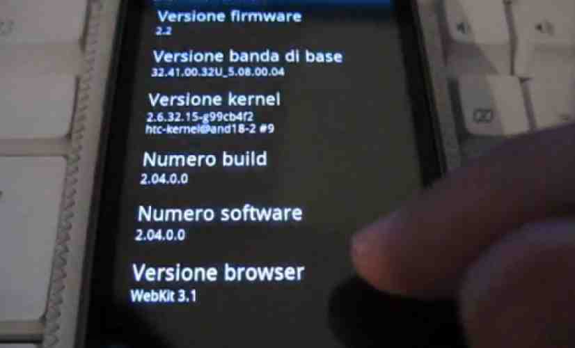 Froyo and Sense spotted together on HTC Desire